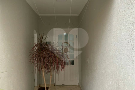 Sobrado à venda com 3 quartos, sendo 1 suíte, em Residencial Novo Horizonte I, Mogi das Cruzes, SP