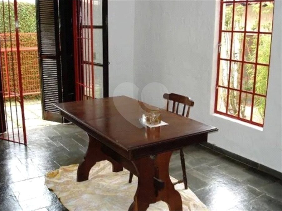 Sobrado à venda com 4 quartos, sendo 1 suíte,  em Vila Rosália, Guarulhos, SP
