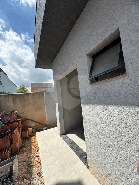 Casa à venda com 3 suítes no condomínio Reserva Central Parque, Salto - SP