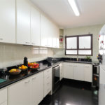 Apartamento à venda com 3 quartos, sendo 2 suítes, em Campo Belo, São Paulo, SP