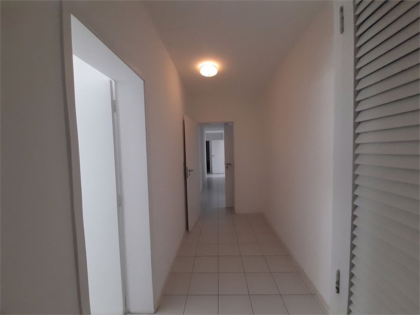 Apartamento Residencial à venda, Pitangueiras, Guarujá - AP0163.