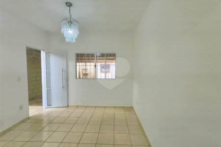 Casa à venda com 2 quartos em Jardim Juscelino Kubitschek, Indaiatuba, SP