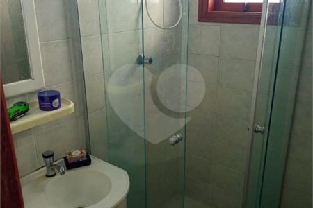 Sobrado à venda com 3 quartos em Jardim Colombo, São Paulo, SP