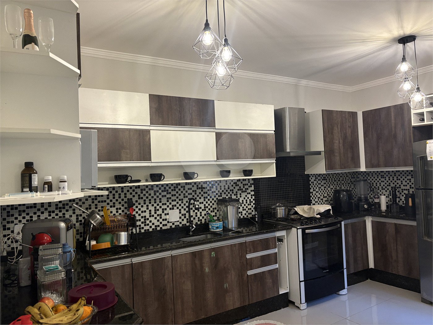 Casa à venda com 3 quartos, sendo 1 suíte,  em Cidade Jardim, Mogi das Cruzes, SP
