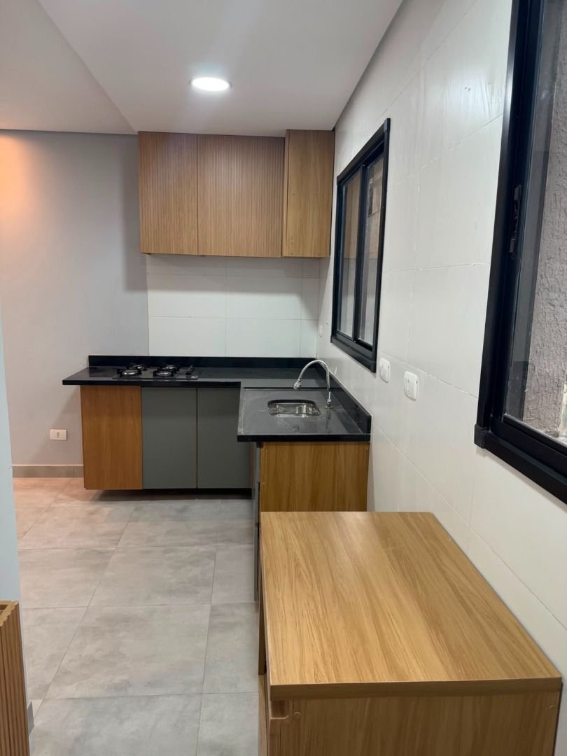 Casa com 2 dormitórios à venda, 116 m² por R$ 650.000,00 - Marapé - Santos/SP