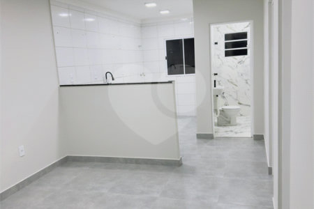 Apartamento à venda com 2 quartos em Lopes de Oliveira, Sorocaba, SP