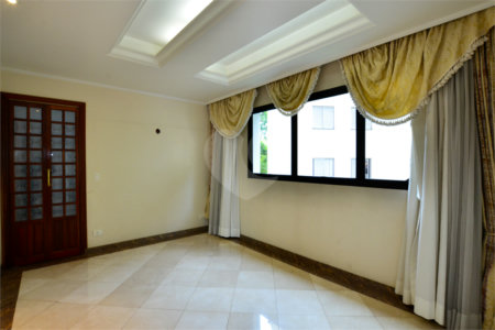 Apartamento à venda com 4 quartos, sendo 2 suítes, em Vila Monumento, São Paulo, SP