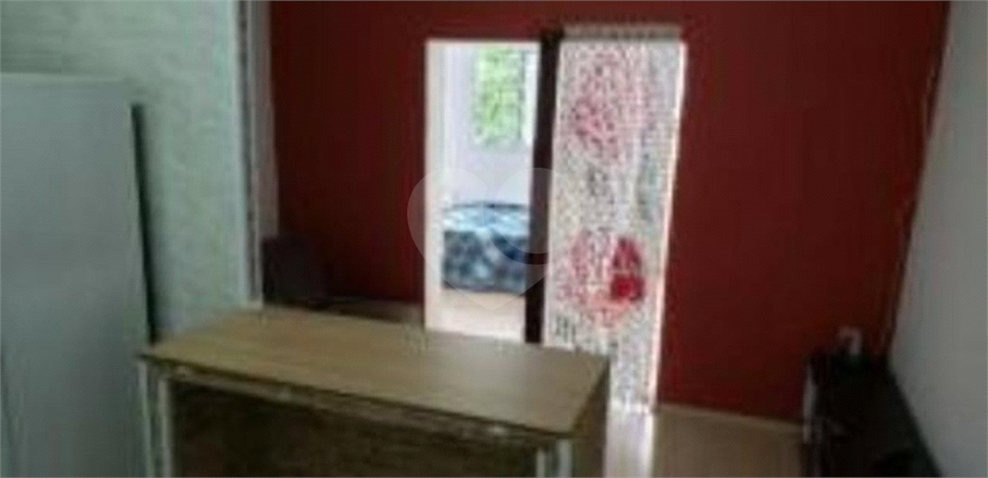 Apartamento à venda com 2 quartos em Sé, São Paulo, SP