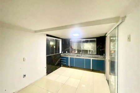 Casa em condomínio à venda com 3 quartos, sendo 2 suítes,  em Praia Rasa, Armação dos Búzios, RJ