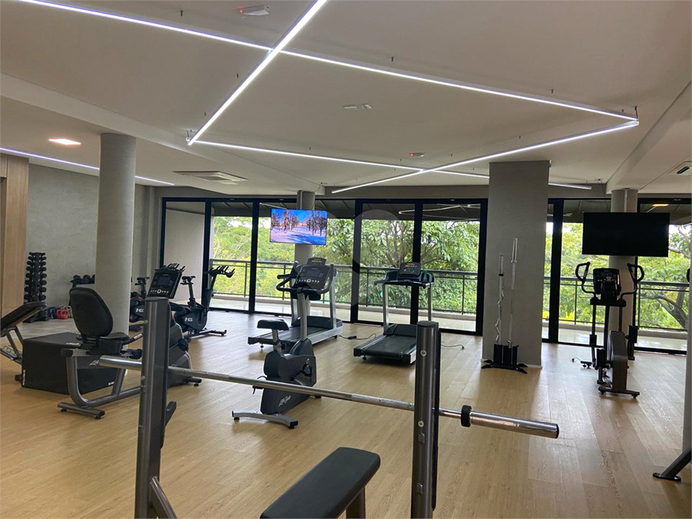 Casa à venda com 4 suítes em Residencial Jatibela, Campinas, SP