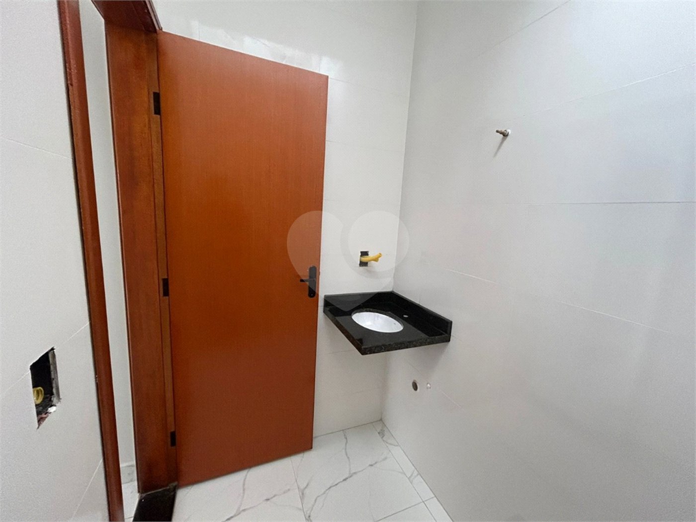 Casa de Vila à venda com 2 quartos, sendo 1 suíte, em Vila Nova Sorocaba, Sorocaba, SP