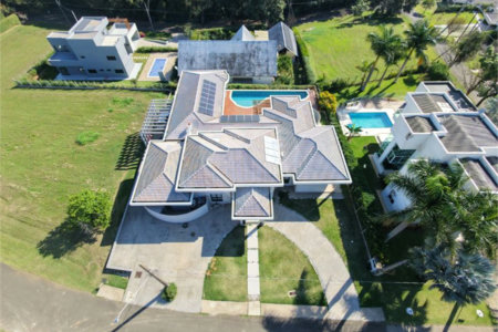 Casa à venda com 5 quartos, sendo 3 suítes, no condomínio Residencial Vale do Lago, Sorocaba - SP