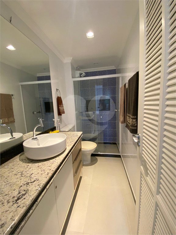 Casa em condomínio à venda com 2 quartos, sendo 1 suíte,  no Centro (mangue), Armação dos Búzios, RJ