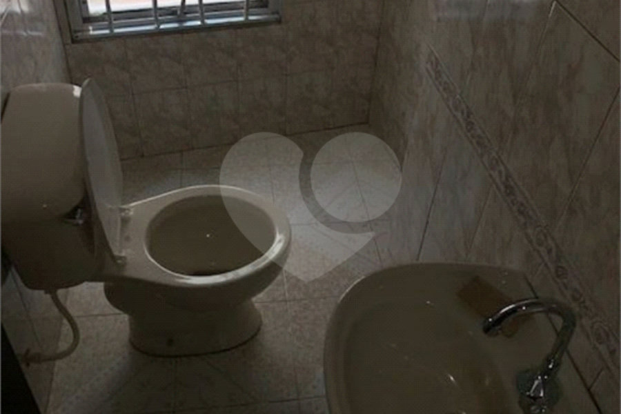 Sobrado à venda com 3 quartos, sendo 1 suíte, em Tremembé, São Paulo, SP