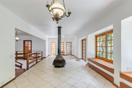Casa à venda com 3 quartos, sendo 1 suíte,  em Granja Julieta, São Paulo, SP