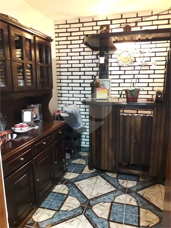 Sobrado à venda com 4 quartos em Tremembé, São Paulo, SP