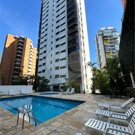Apartamento à venda com 3 quartos, sendo 1 suíte, em Vila Andrade, São Paulo, SP
