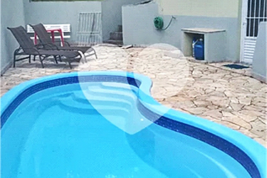 Casa à venda com 3 suítes no condomínio Loteamento Haras El Passo, Mairiporã - SP