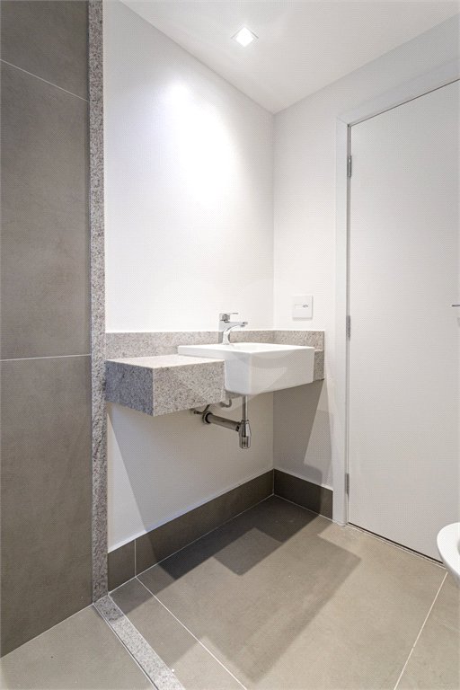 Apartamento à venda com 4 quartos, sendo 2 suítes,  em Bela Vista, São Paulo, SP