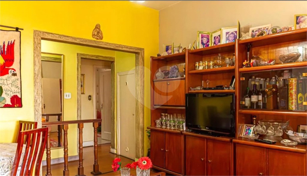 Sobrado à venda com 4 quartos em Aclimação, São Paulo, SP
