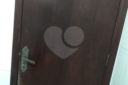 Sobrado à venda com 3 quartos, sendo 1 suíte,  em Residencial Rancho Grande, Itaquaquecetuba, SP