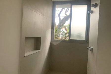 Apartamento à venda com 2 suítes em Vila Madalena, São Paulo, SP