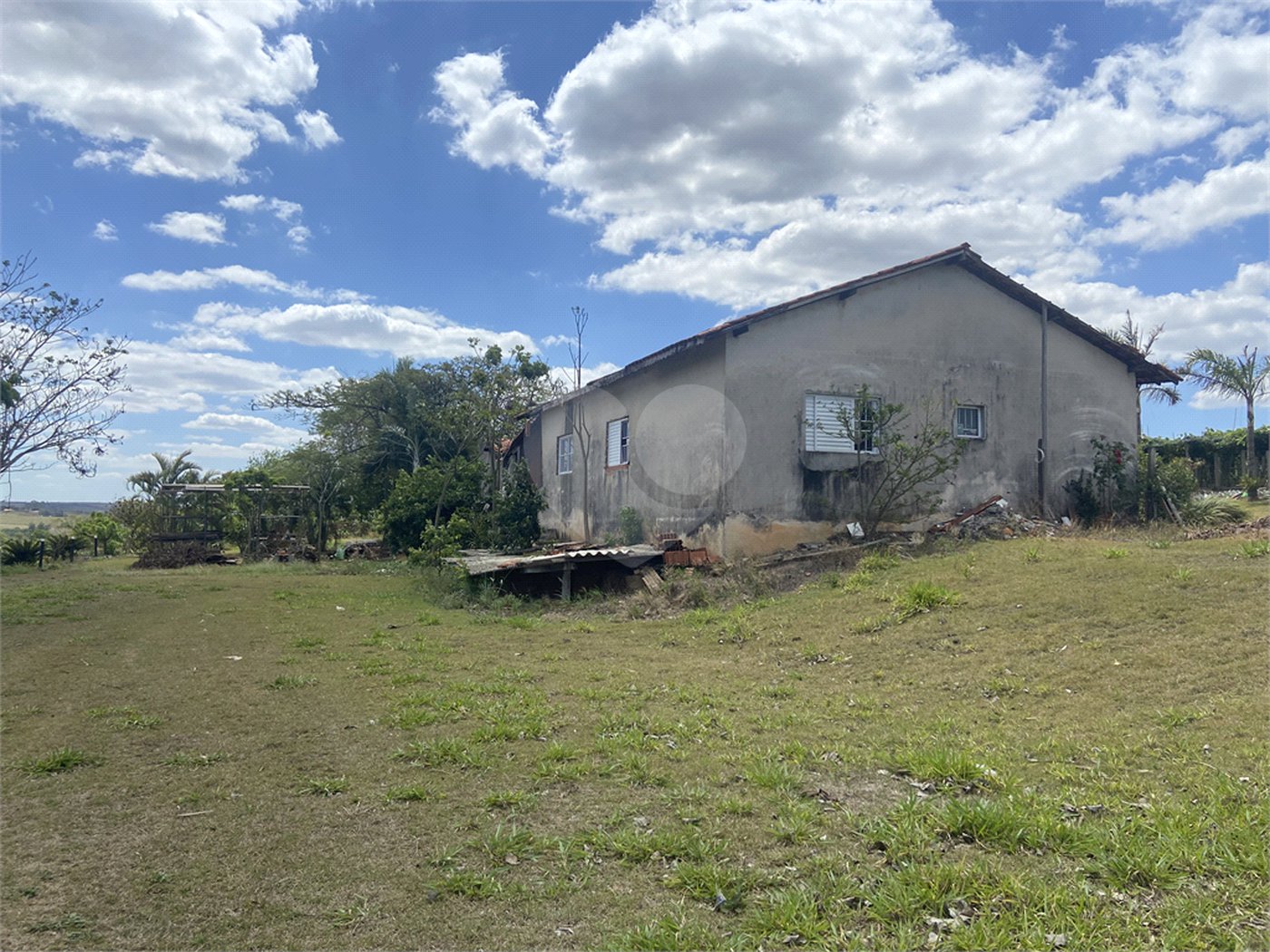 Sítio à venda com 3 quartos, sendo 1 suíte, em Loteamento Vila Central, Elias Fausto, SP