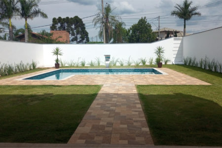 Casa à venda com 5 suítes no condomínio Village da Serra, Araçoiaba da Serra - SP