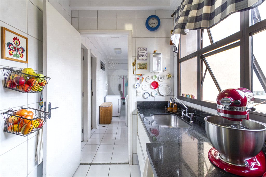 Apartamento à venda com 4 quartos, sendo 3 suítes, em Jardim Monte Kemel, São Paulo, SP