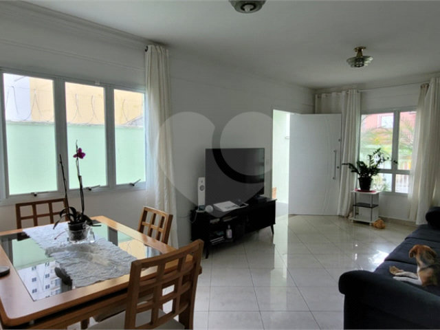 Sobrado à venda com 5 quartos, sendo 1 suíte,  em Santana, São Paulo, SP