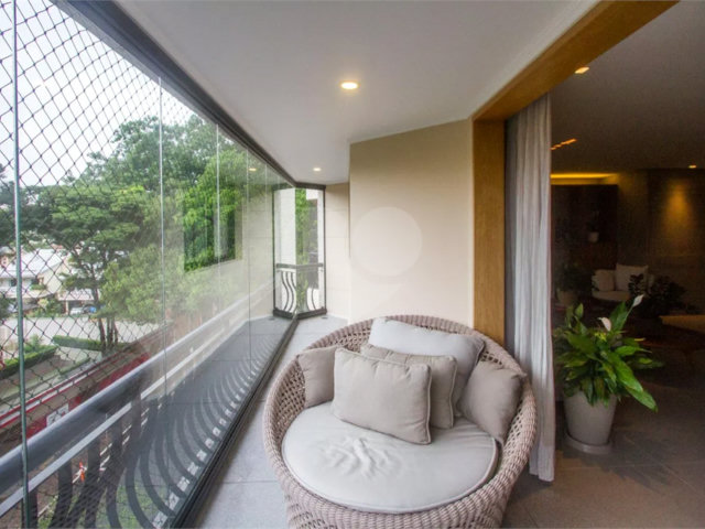 Apartamento à venda com 3 suítes em Alto da Boa Vista, São Paulo, SP