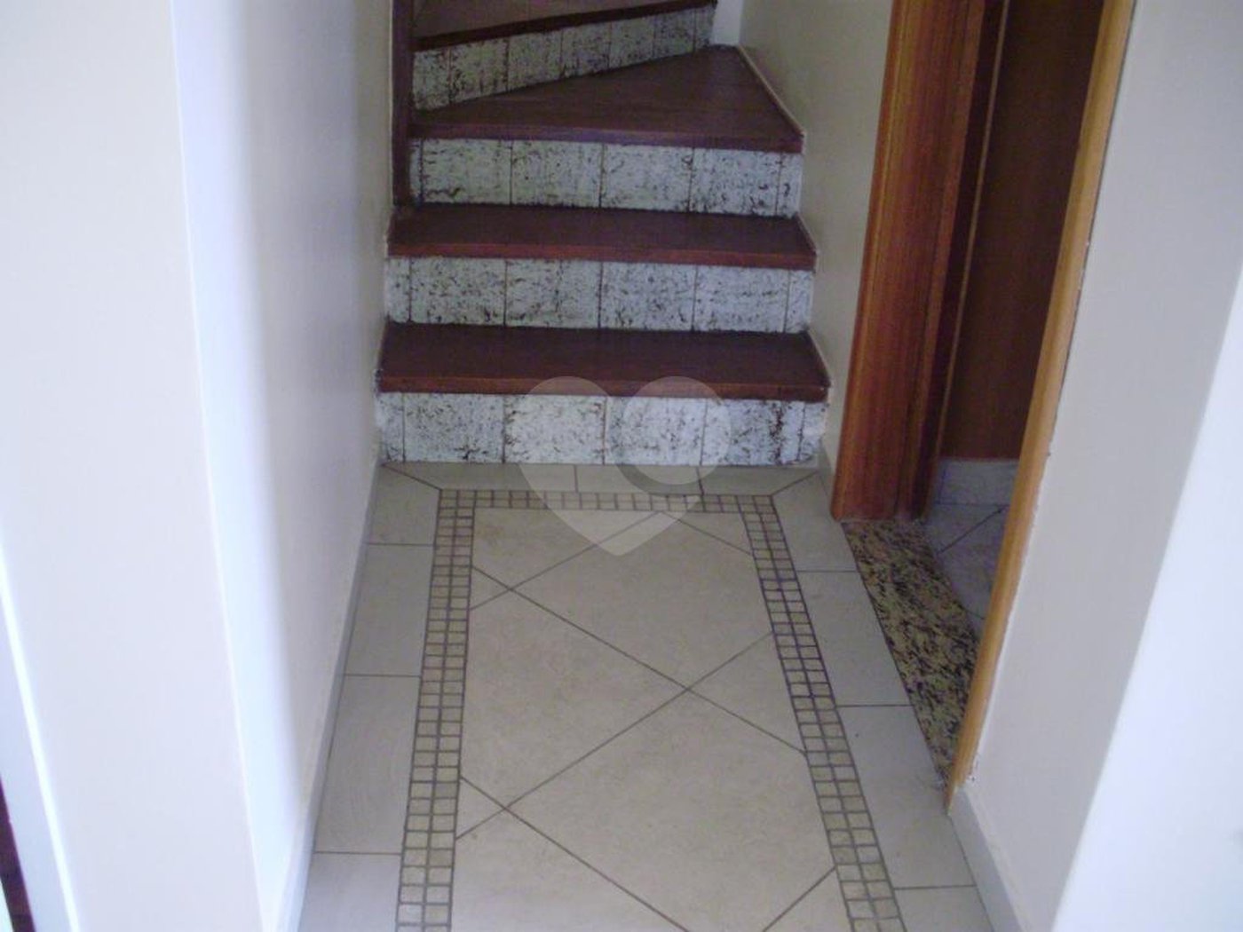 Sobrado à venda com 3 quartos, sendo 1 suíte, em Horto, São Paulo, SP