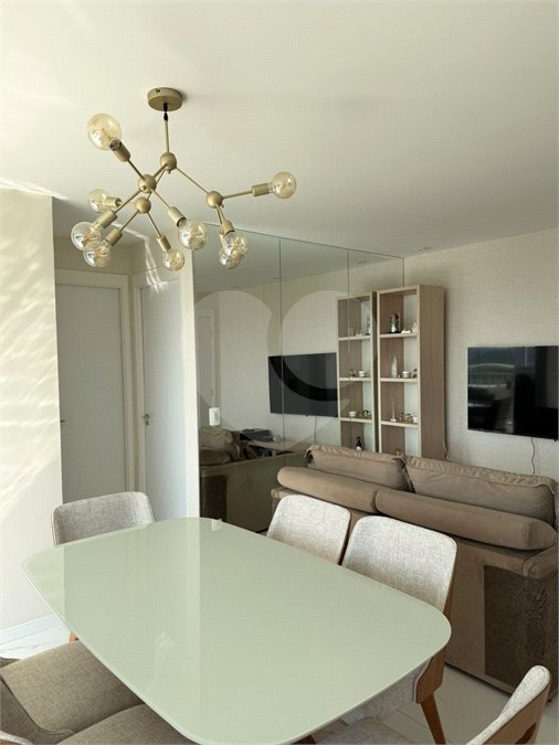 Apartamento à venda com 2 quartos em Parque Industrial Tomas Edson, São Paulo, SP