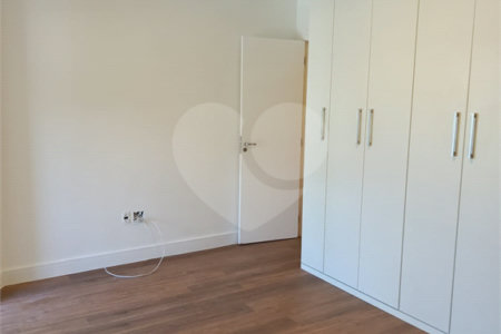 Casa à venda com 3 quartos, sendo 1 suíte, no condomínio Paraíso Classe A, Rio de Janeiro - RJ
