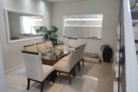 Casa com 4 dormitórios no Residencial Jardim das Palmeiras - Bosque Vinhedo/SP.