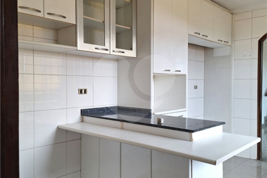 Sobrado à venda com 3 quartos, sendo 1 suíte,  em Vila Maria, São Paulo, SP