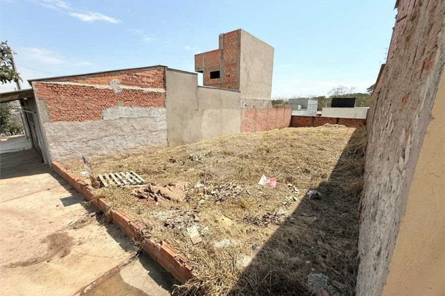 TERRENO À VENDA – CAMPOS DO CONDE