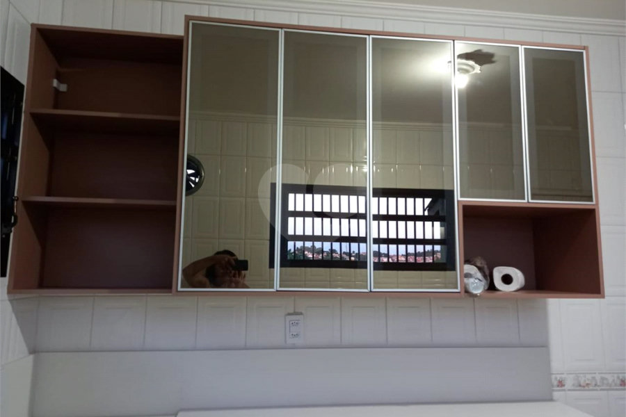 Sobrado à venda com 3 quartos, sendo 1 suíte, em Tremembé, São Paulo, SP