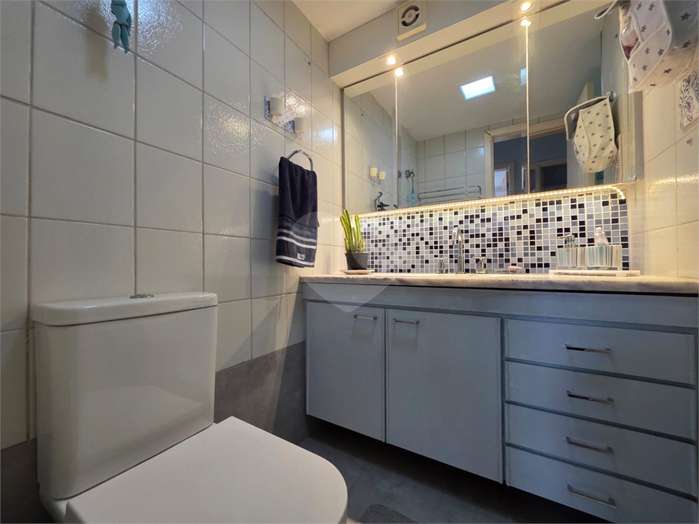 Apartamento à venda com 2 quartos, sendo 1 suíte, em Santana, São Paulo, SP