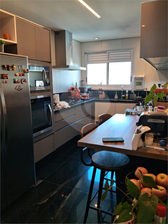 Apartamento à venda com 3 suítes em Vila Mariana, São Paulo, SP