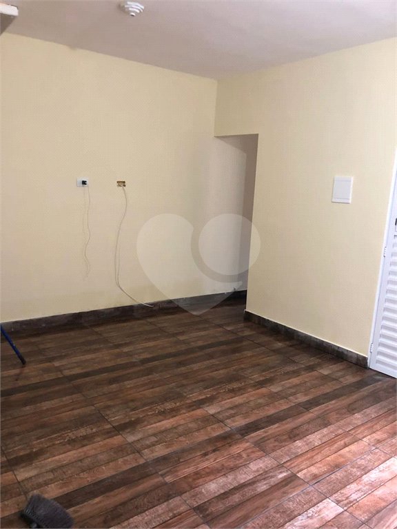 Casa à venda com 8 quartos no condomínio Quaresmeira, Suzano - SP