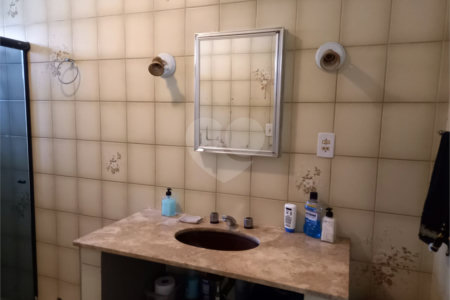 Sobrado à venda com 3 quartos, sendo 1 suíte, em Vila Cruzeiro, São Paulo, SP