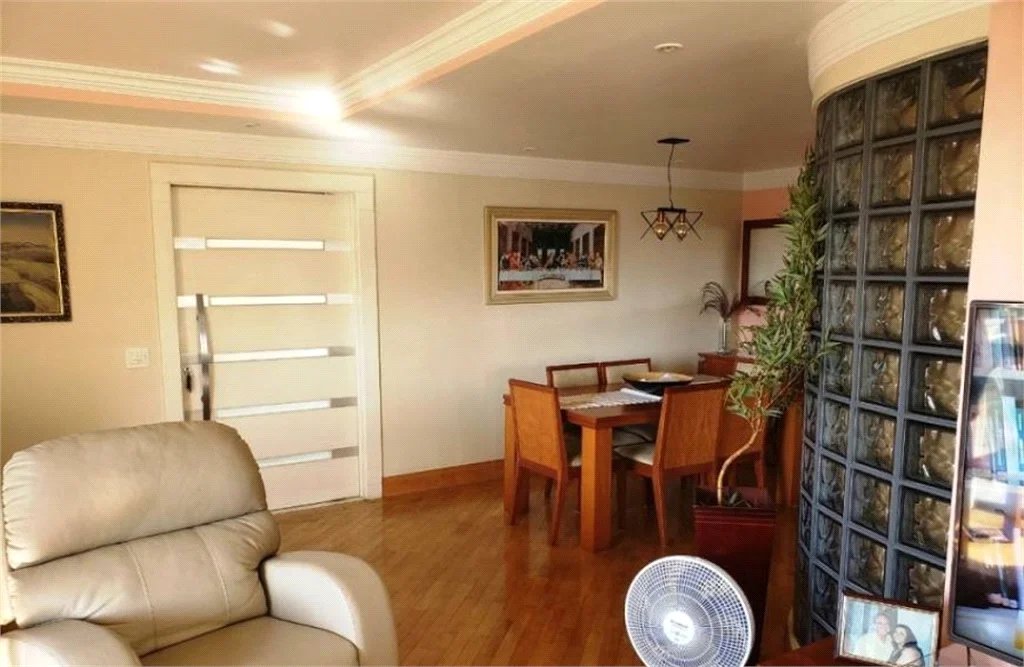 Apartamento à venda com 3 quartos, sendo 1 suíte, em Paraíso do Morumbi, São Paulo, SP