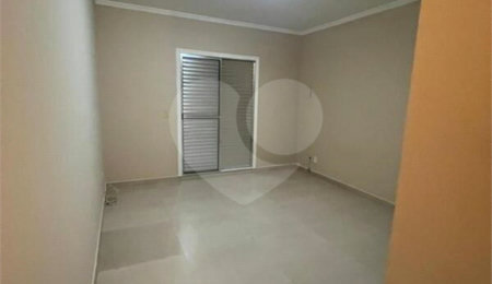 Sobrado à venda com 3 quartos, sendo 1 suíte,  em Vila Piauí, São Paulo, SP