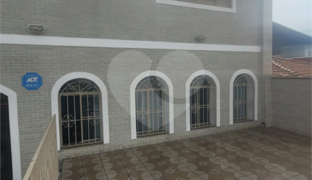Sobrado à venda ou para alugar com 4 quartos, sendo 1 suíte,  em Vila Gustavo, São Paulo, SP