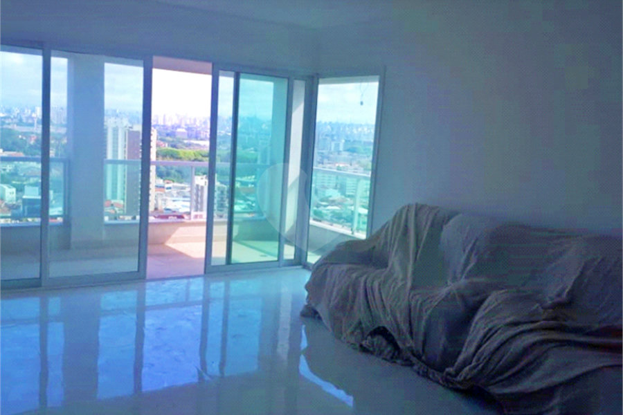 Apartamento à venda com 4 quartos, sendo 2 suítes,  em Santana, São Paulo, SP