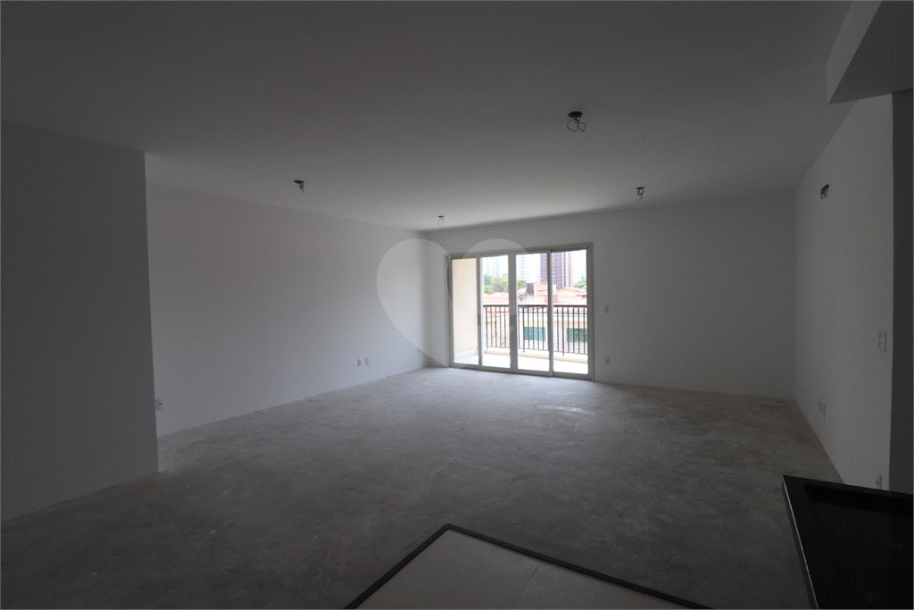 Apartamento à venda com 3 suítes em Santana, São Paulo, SP
