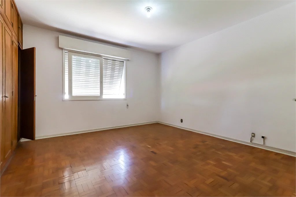 Casa à venda com 3 quartos, sendo 1 suíte, em Brooklin Paulista, São Paulo, SP