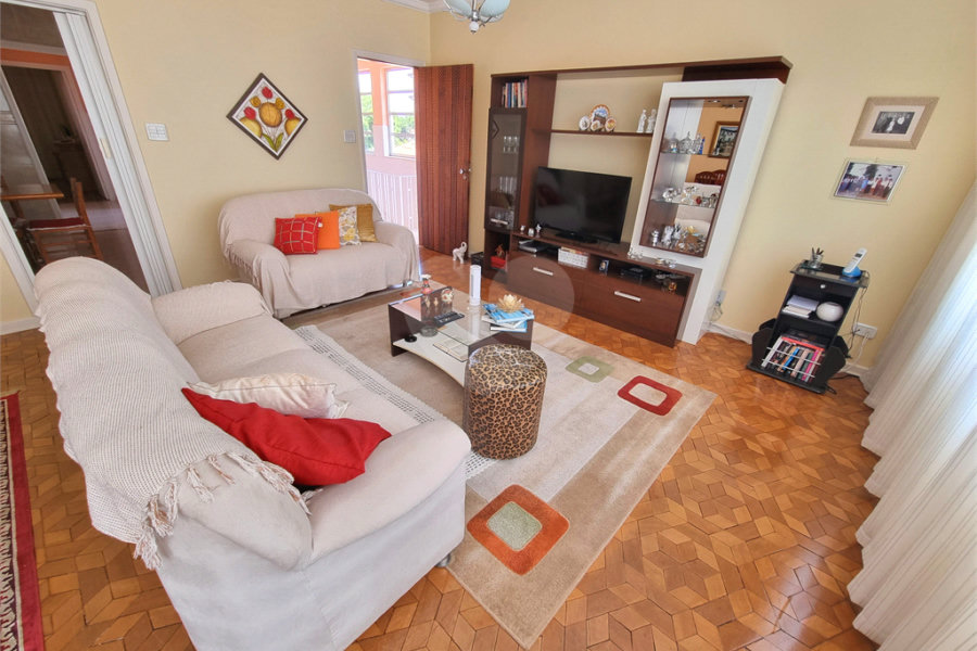 Casa à venda com 4 quartos, sendo 1 suíte, em Tucuruvi, São Paulo, SP