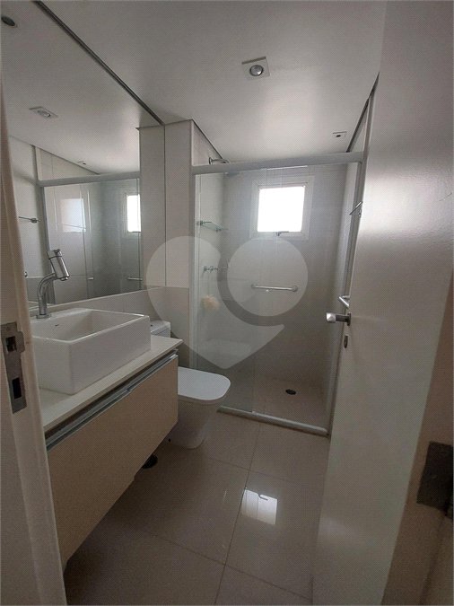 Apartamento à venda com 3 quartos, sendo 2 suítes,  em Cidade São Francisco, São Paulo, SP